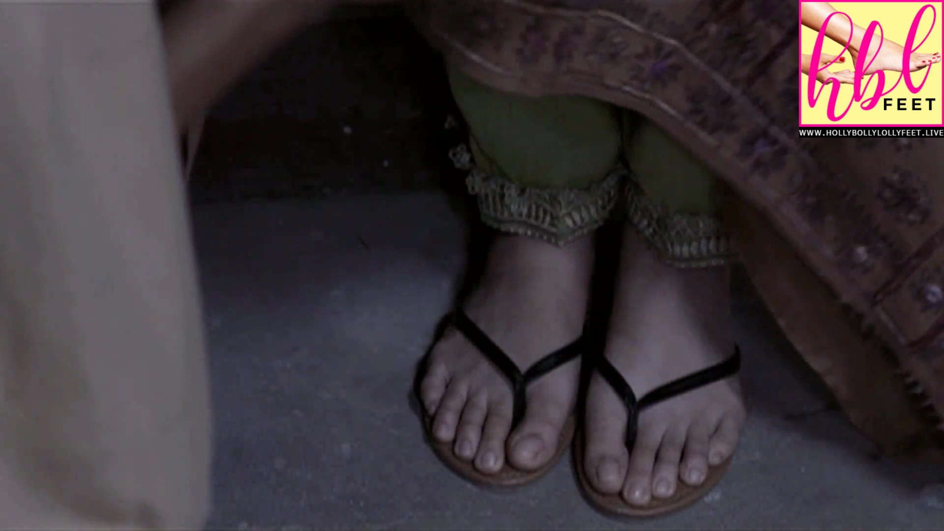 Arij Fatyma Feet Closeups