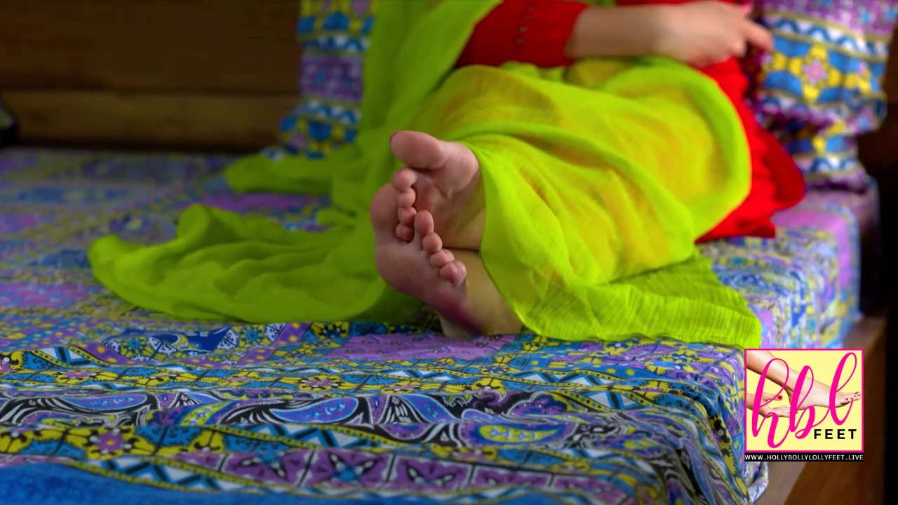 Kinza Hashmi Feet Soles Gorgeous