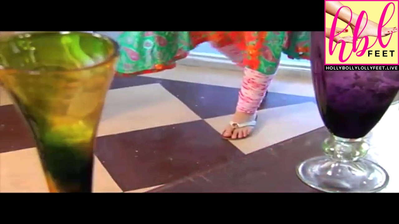 Juggun Kazim Feet Closeup