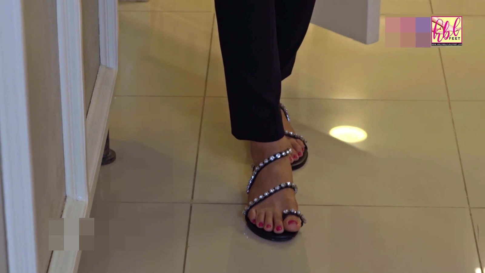 Eshal Fayyaz Feet Closeup Nice