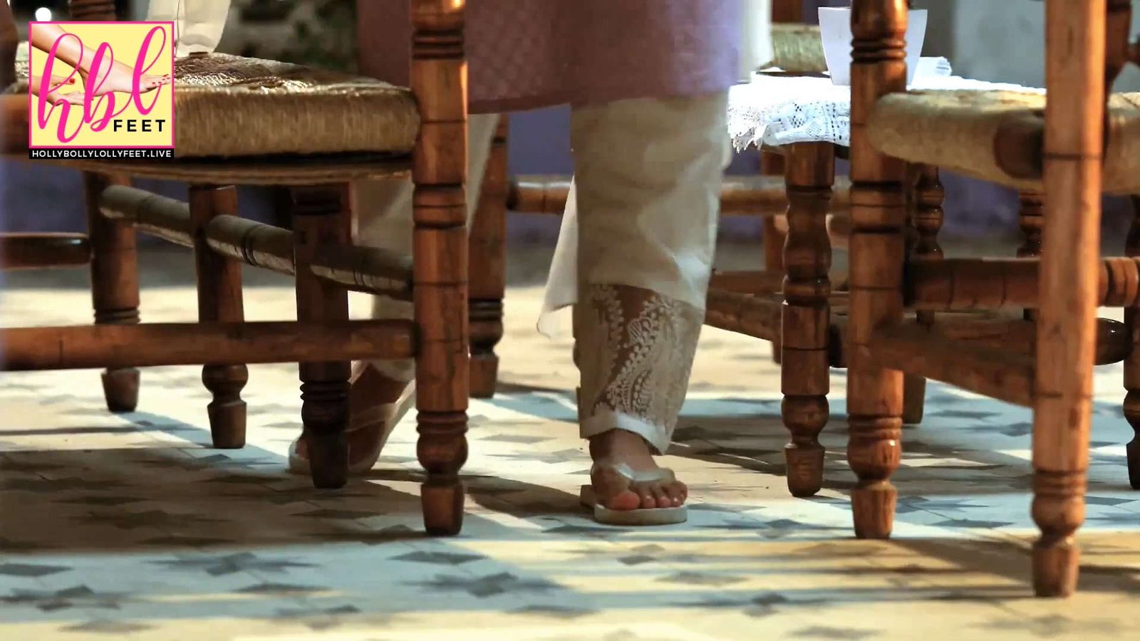 Aamina Sheikh Feet Closeup