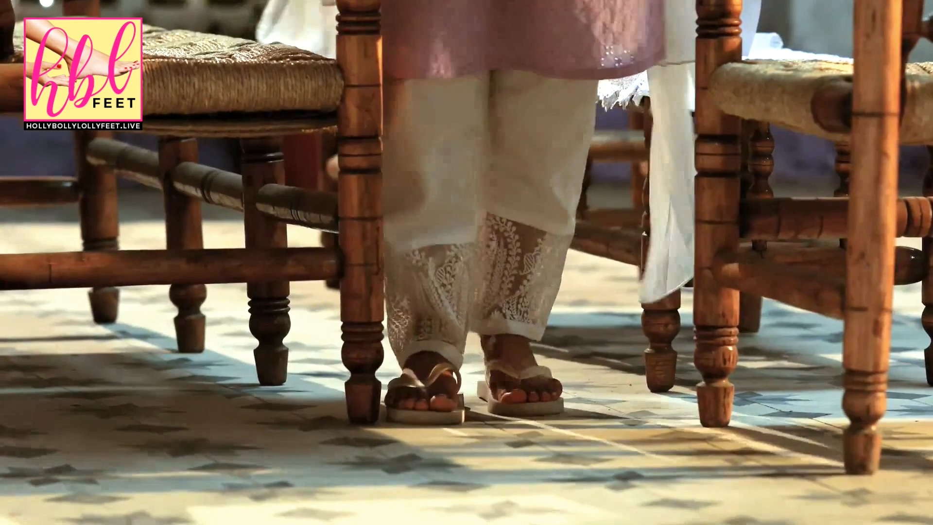 Aamina Sheikh Feet Closeup