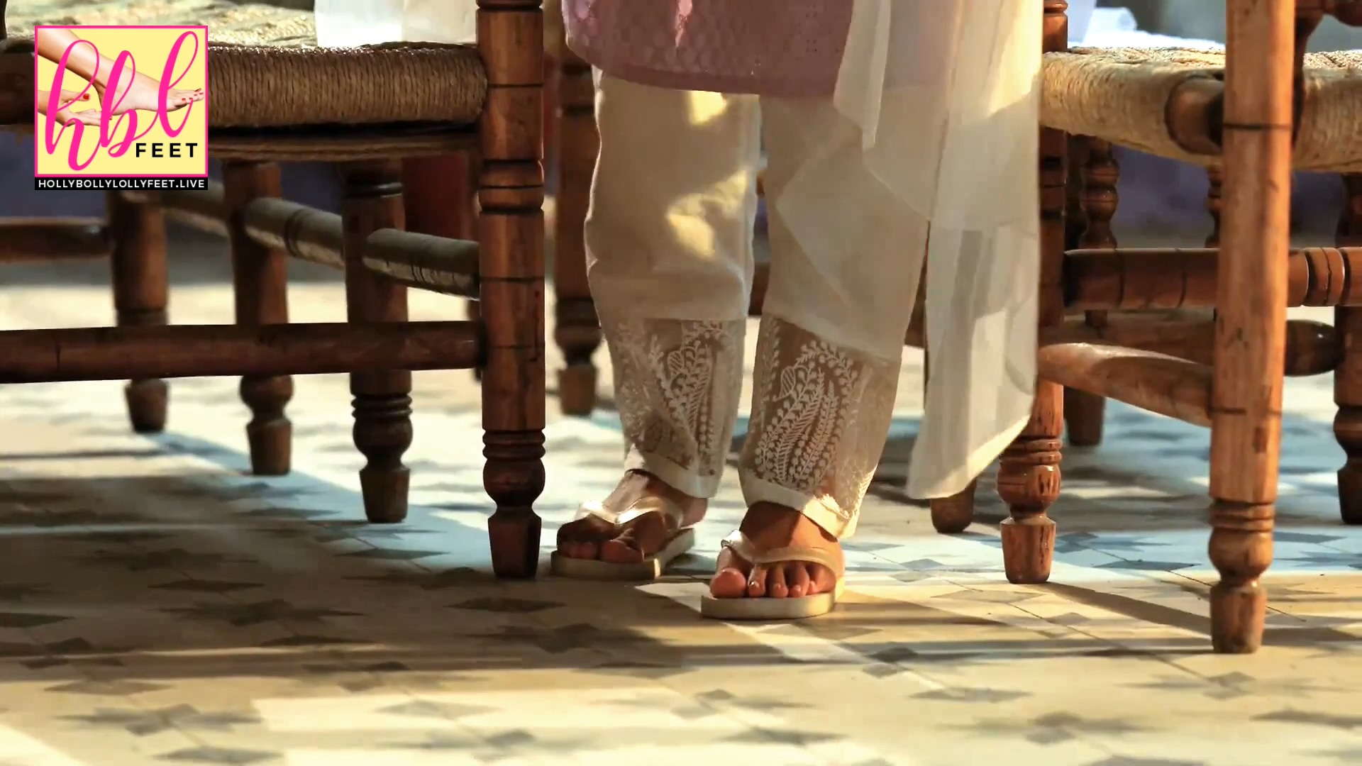 Aamina Sheikh Feet Closeup