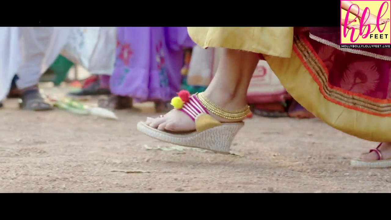 Anupama Parameswaran Feet Close Up