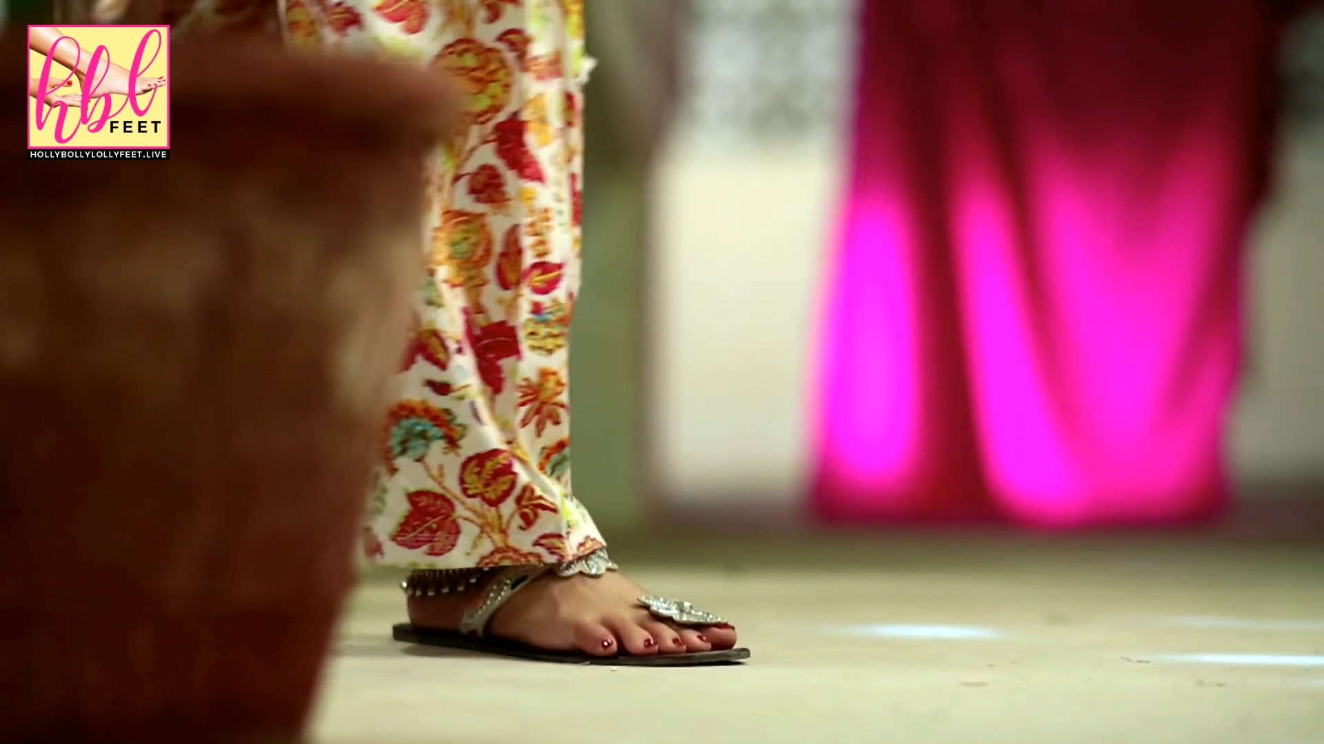 Ayeza Khan Feet Closeup
