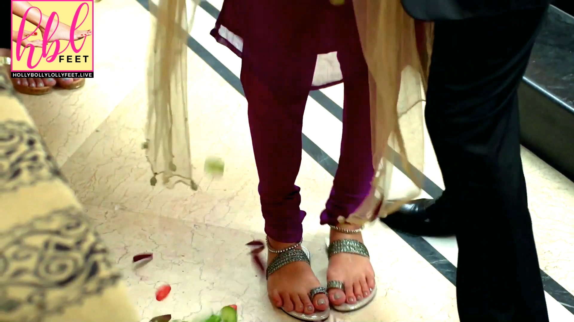 Faria Sheikh Beautiful Feet Closeup