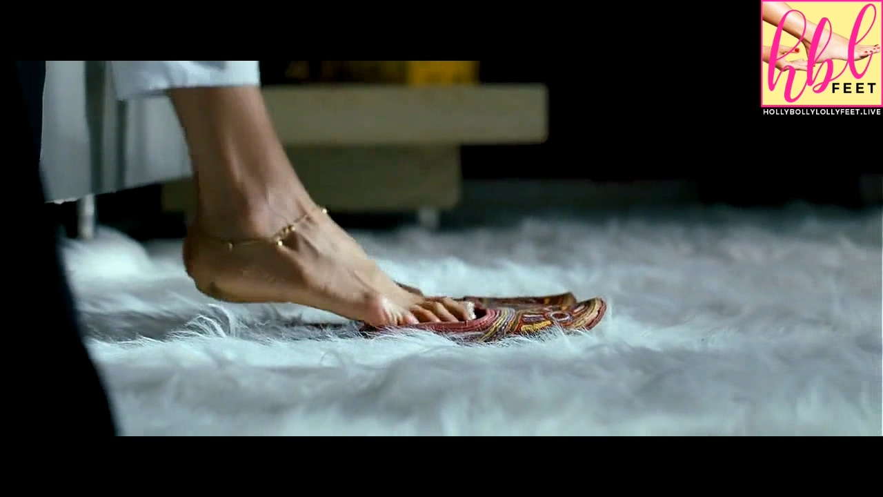 Genelia Deshmukh Feet Closeup & Soles