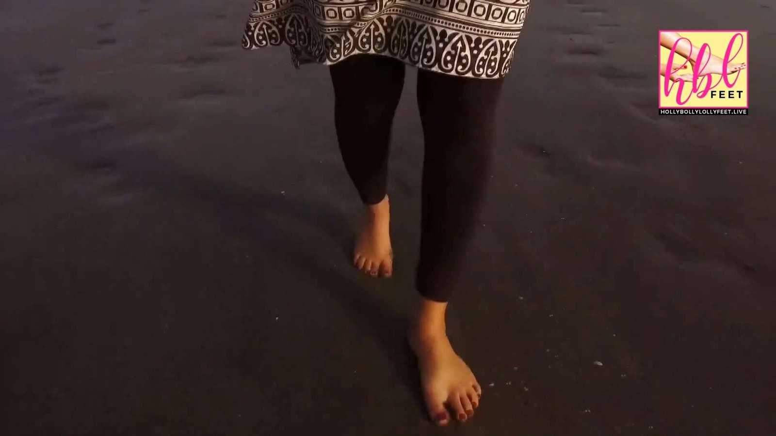 Hafsa Tariq Butt Feet Closeup