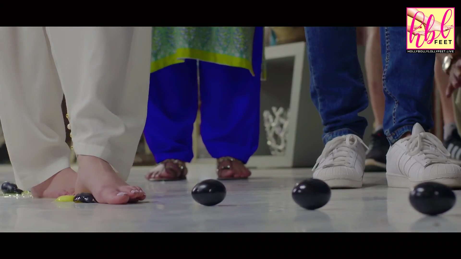 Hania Aamir Feet Sole