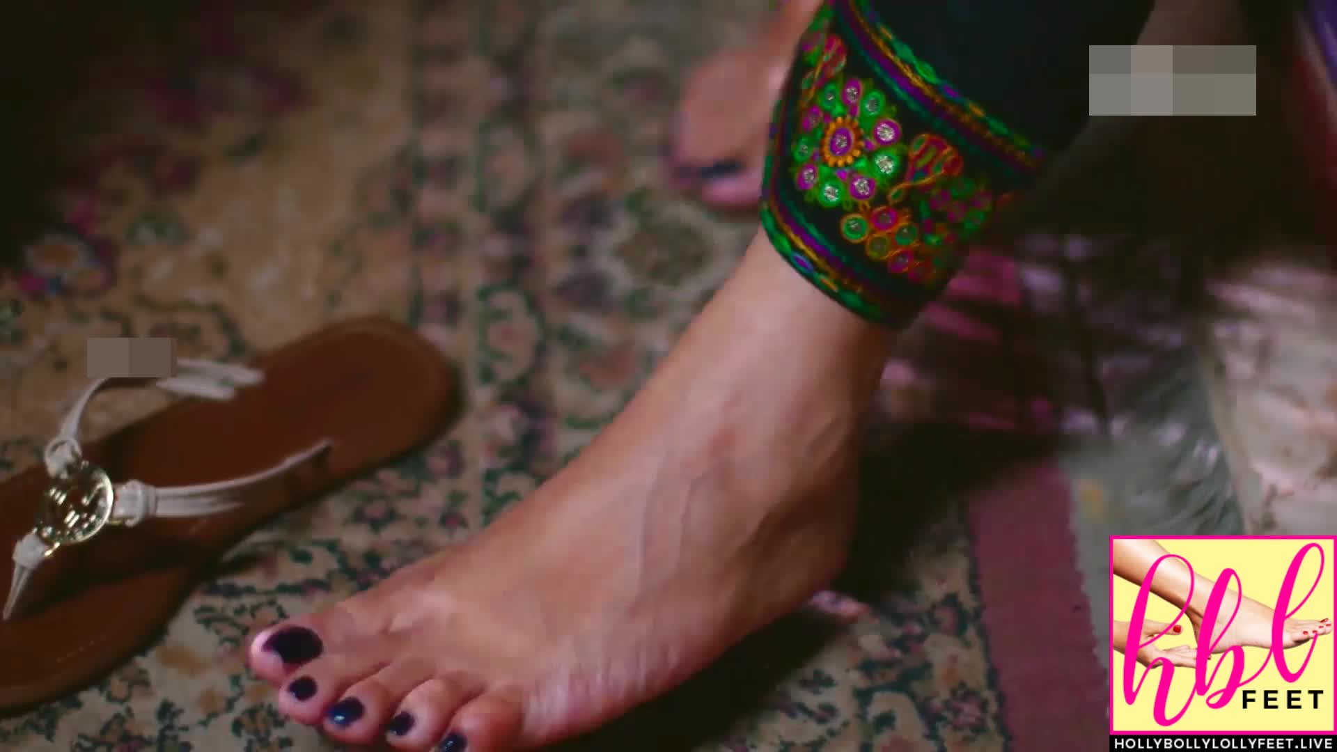 maria-wasti-feet-close-up-urdu1-dukh-sukh-ep-12-05