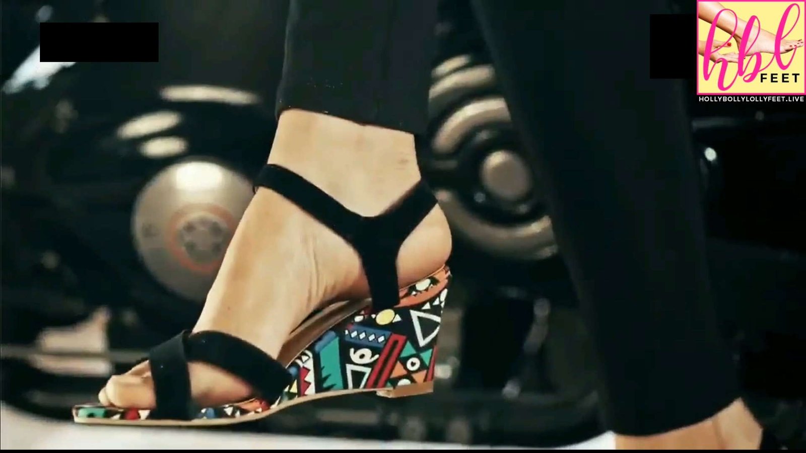 Meesha Shafi Feet