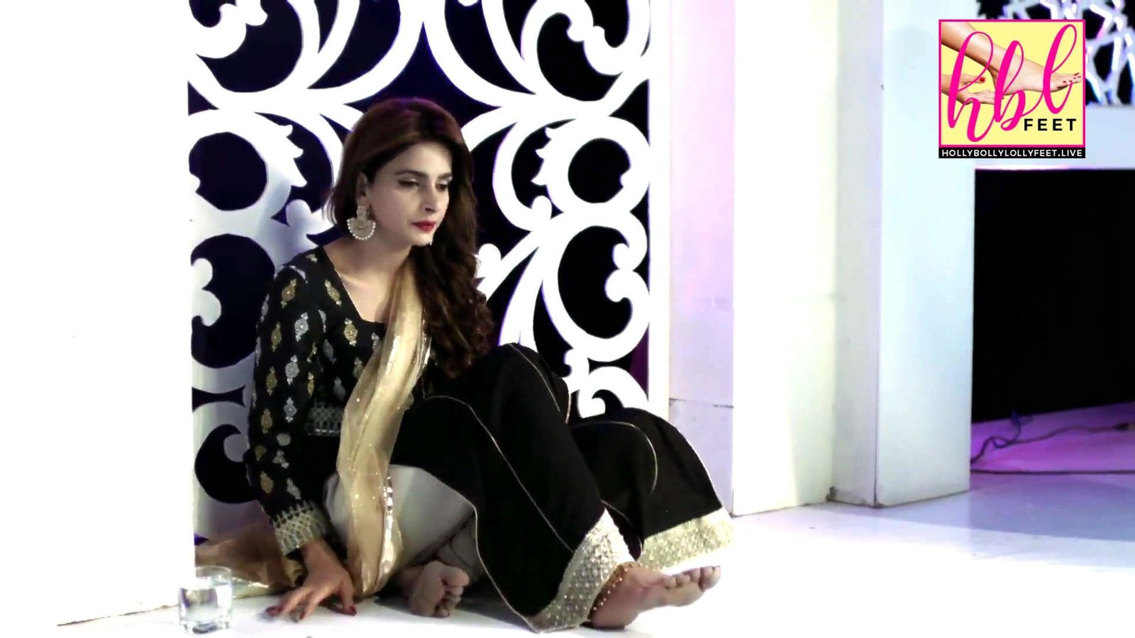 Saba Qamar Feet & Soles