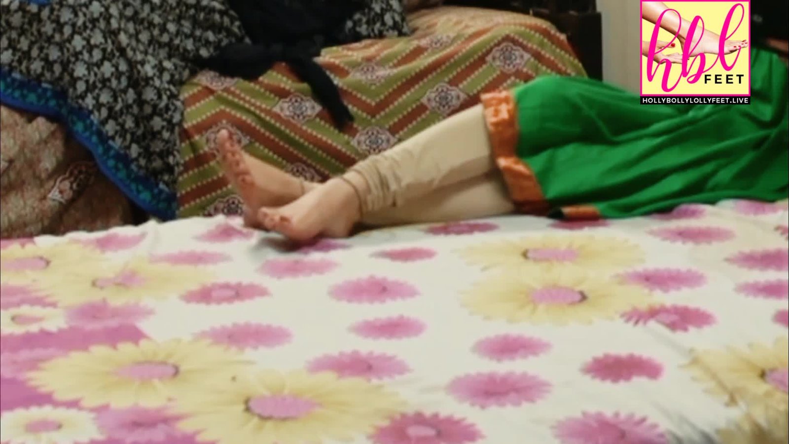 Saniya Shamshad Hussain Feet & Soles