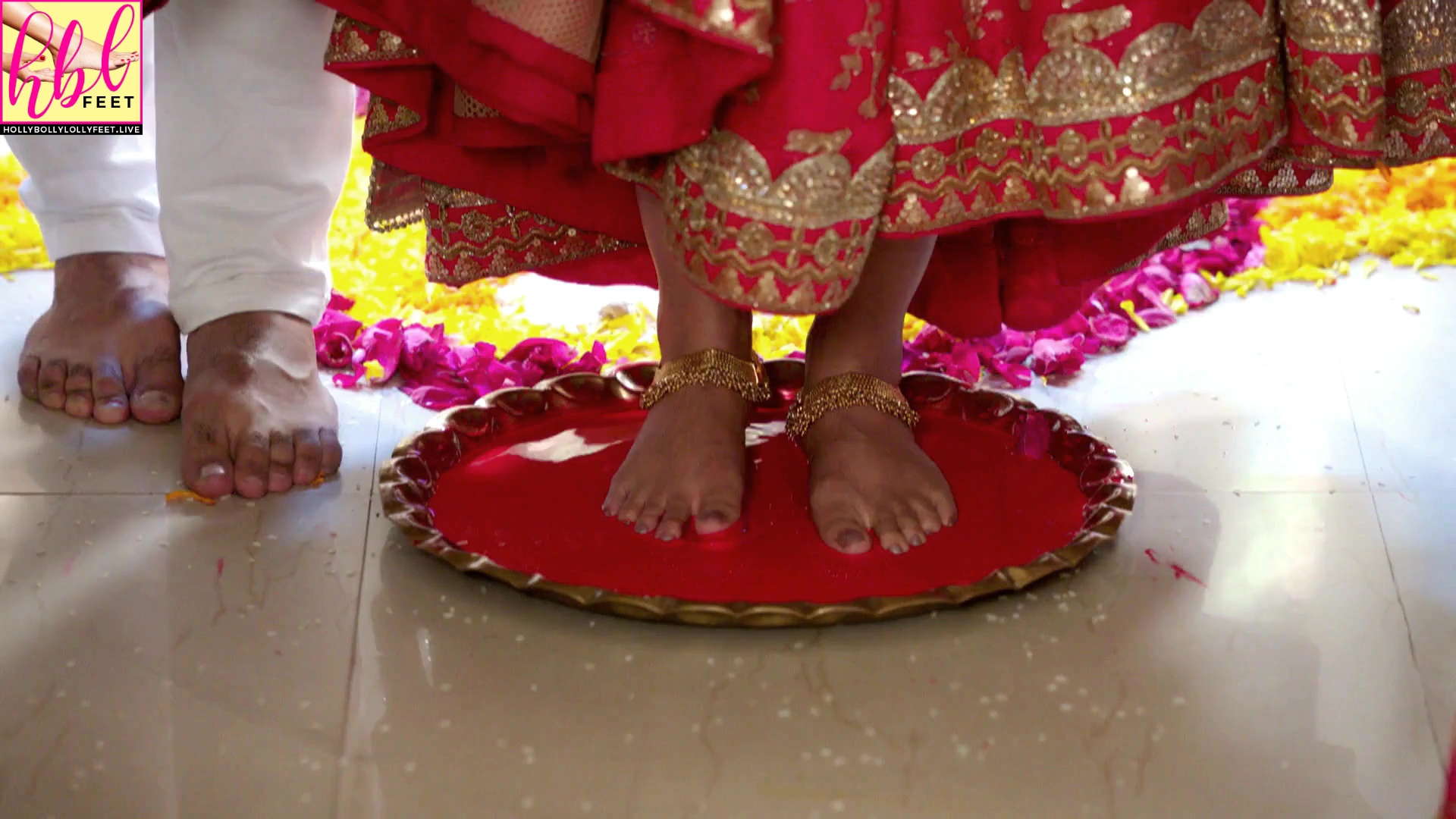 Surbhi Jyoti Feet Closeups