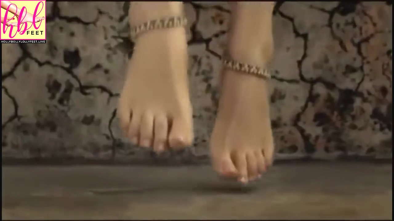 Taapsee Pannu Feet Closeup