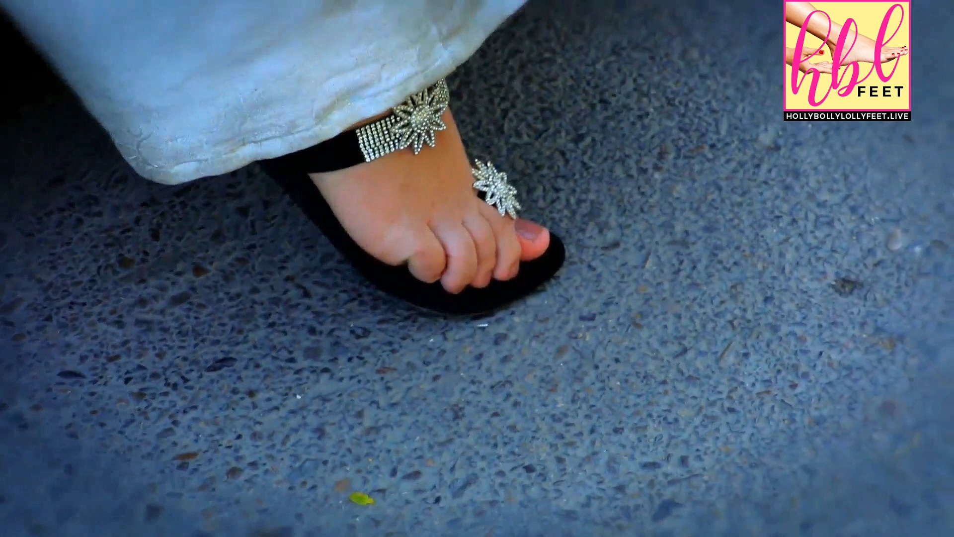 Wajeeha Ajmal Feet Closeup